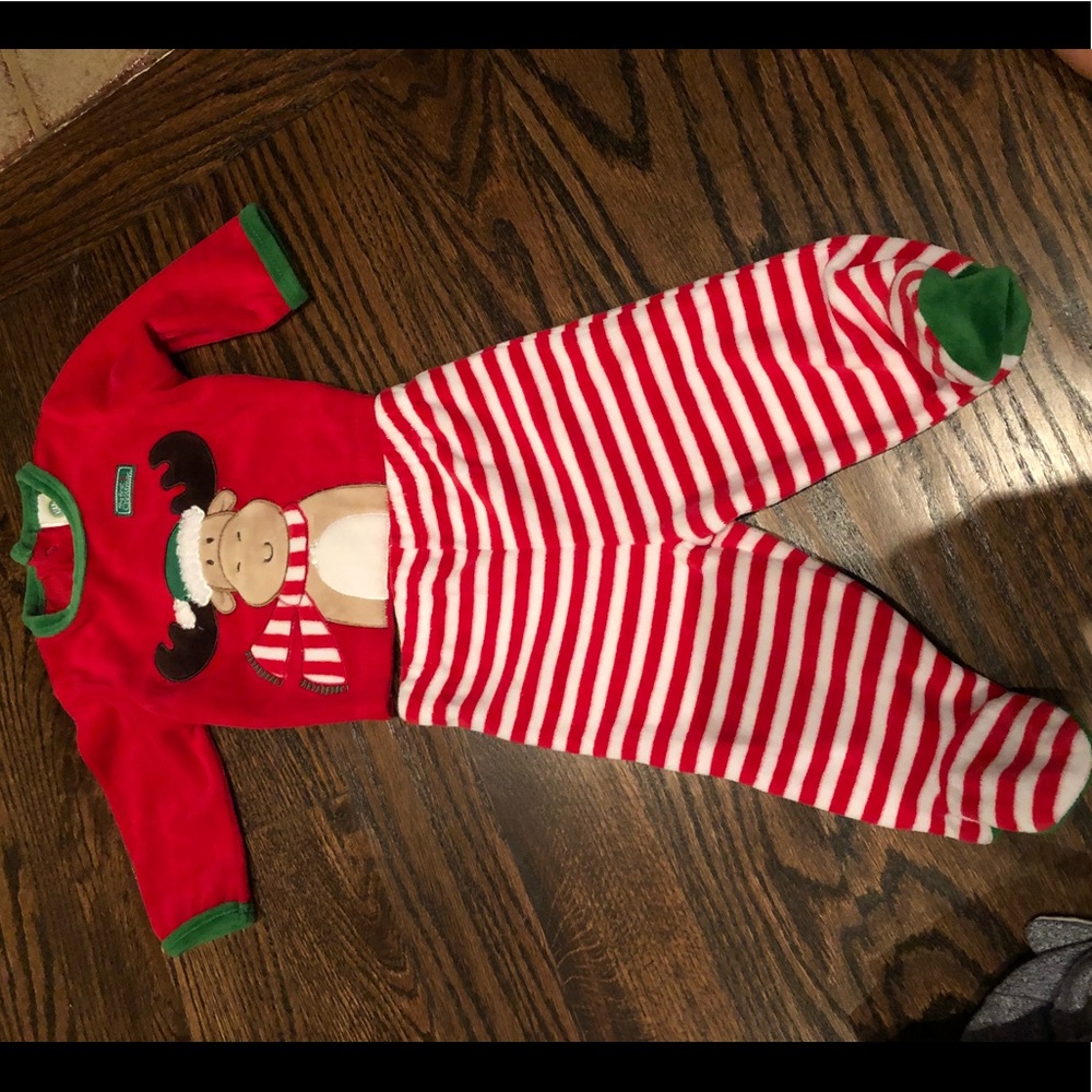 My first Christmas sweater and pant set